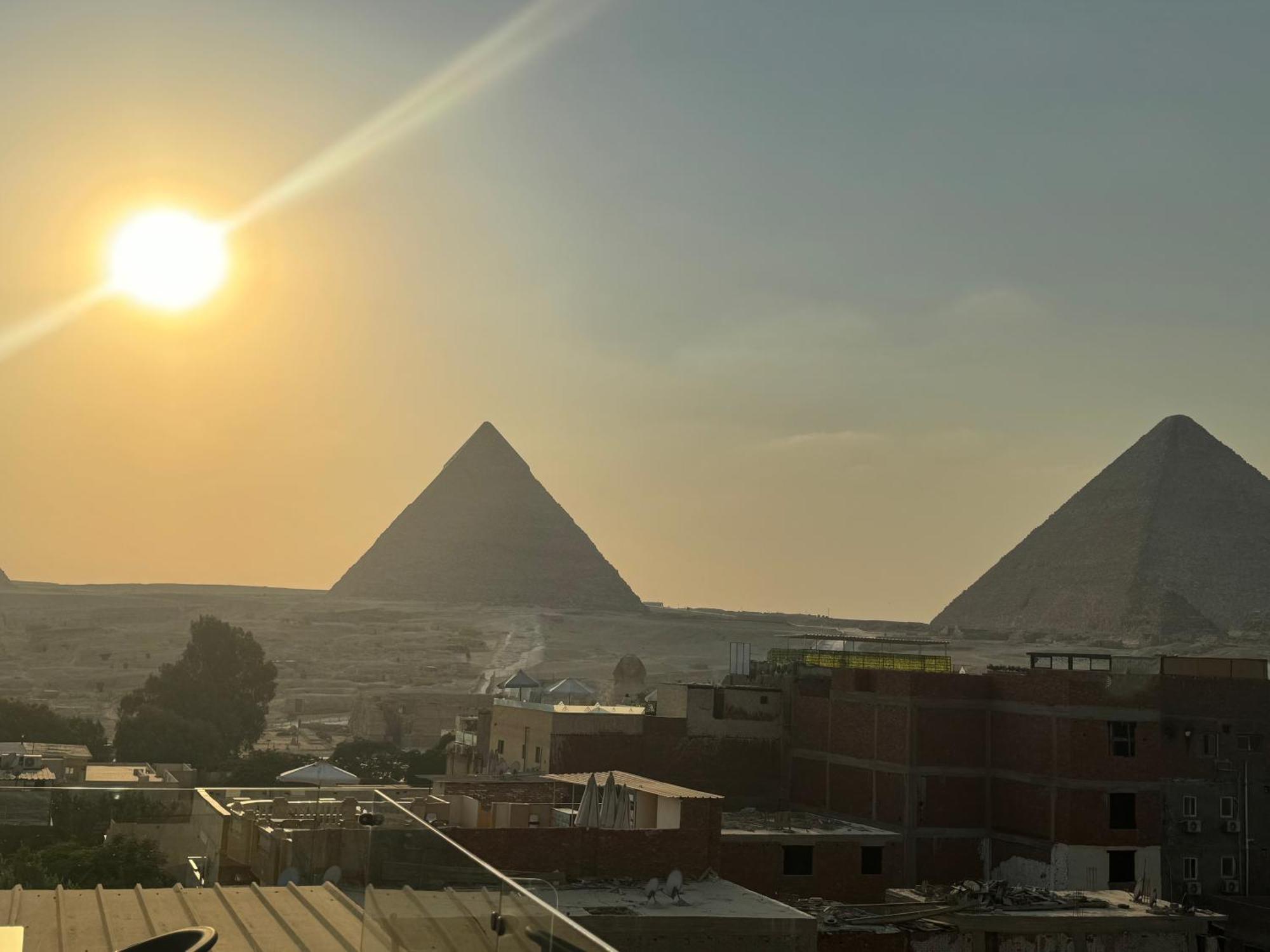 Pyramids And Sphinx Hotel Kafrat al Jabal Екстер'єр фото
