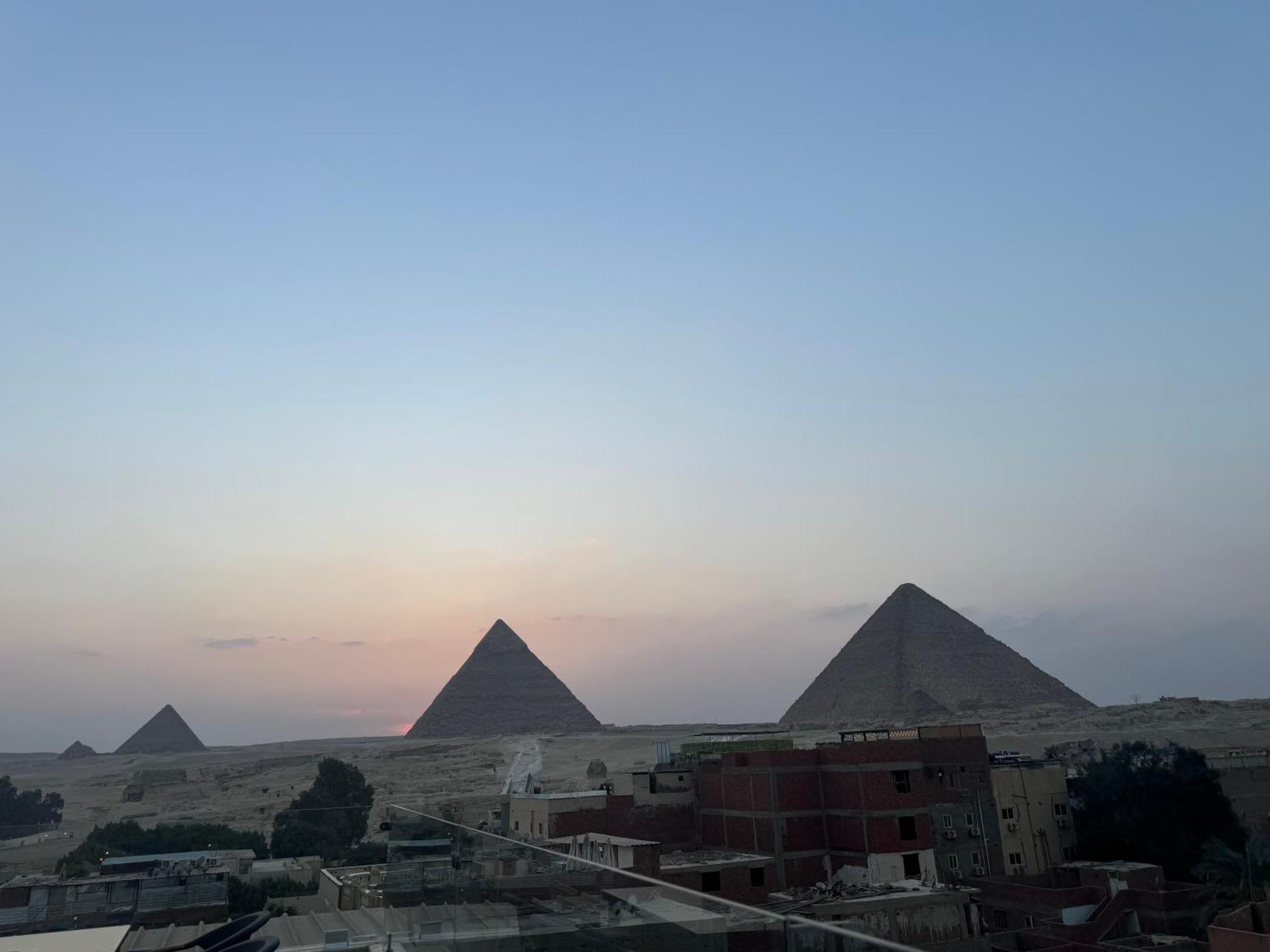 Pyramids And Sphinx Hotel Kafrat al Jabal Екстер'єр фото