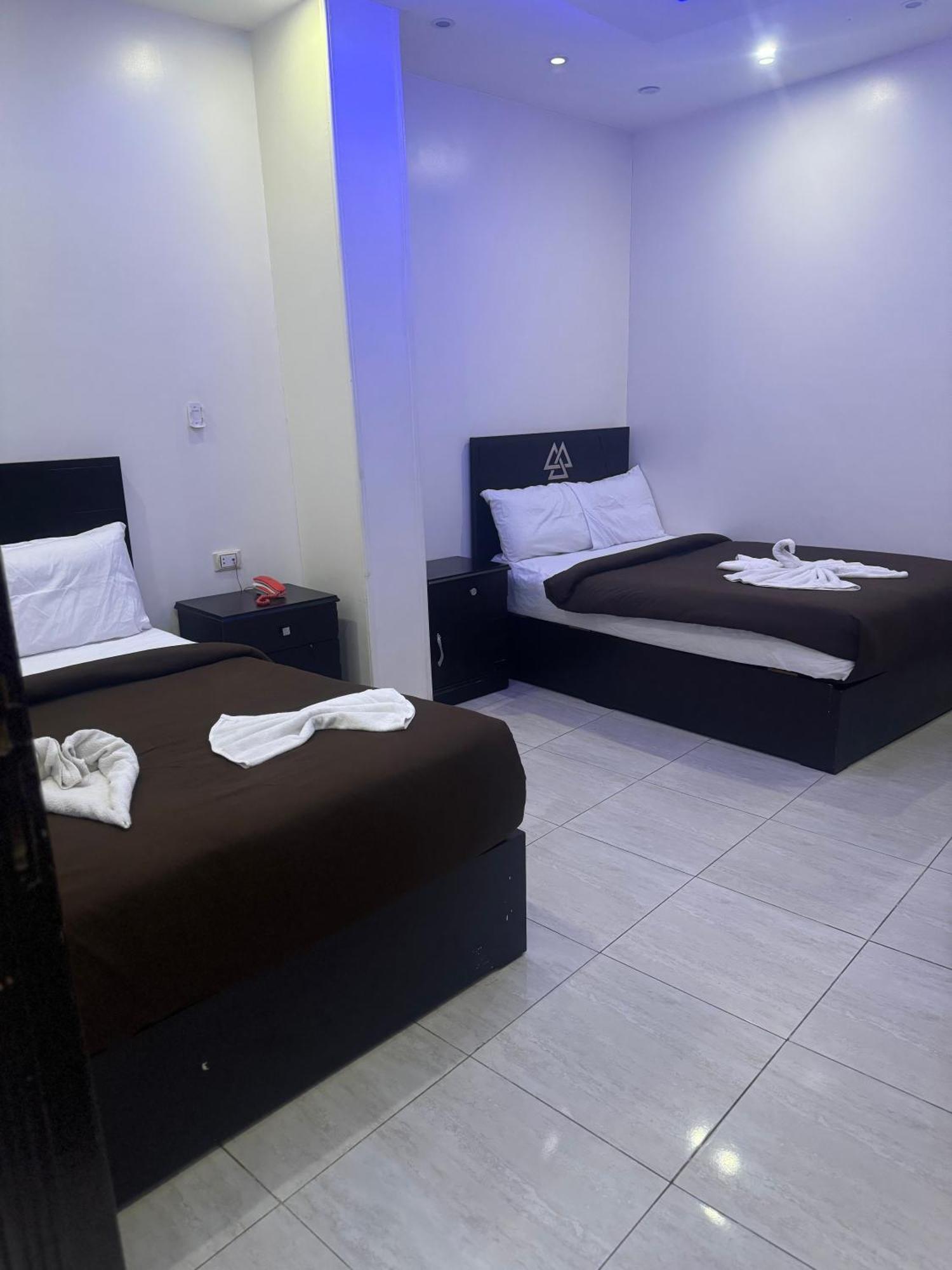 Pyramids And Sphinx Hotel Kafrat al Jabal Екстер'єр фото