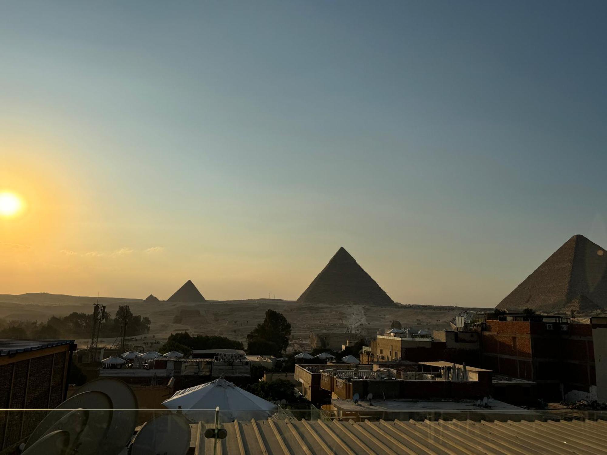 Pyramids And Sphinx Hotel Kafrat al Jabal Екстер'єр фото